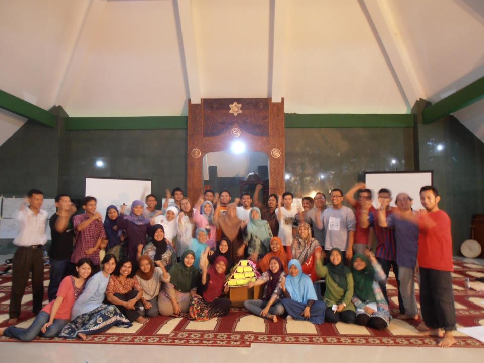 Indonesia: schools and community members apply sustainability ideas