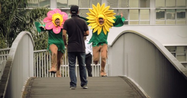 creative-advertising-ideas-allgerease1 creative advertising ideas
