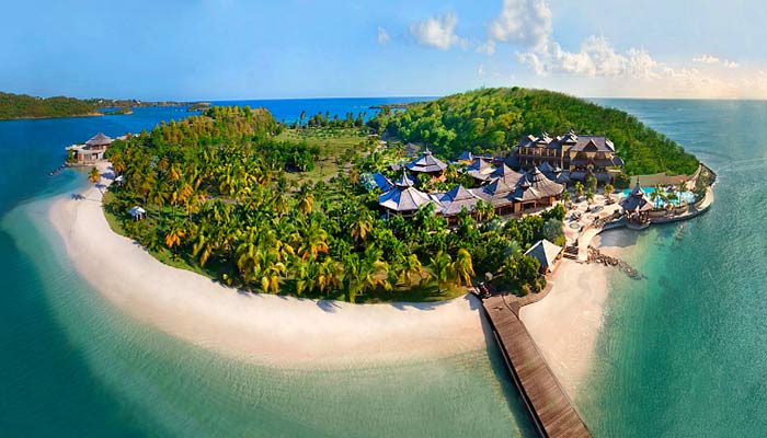 Eine dieser inseln ist musha cay, . Musha Cay Qamar Islam Khan