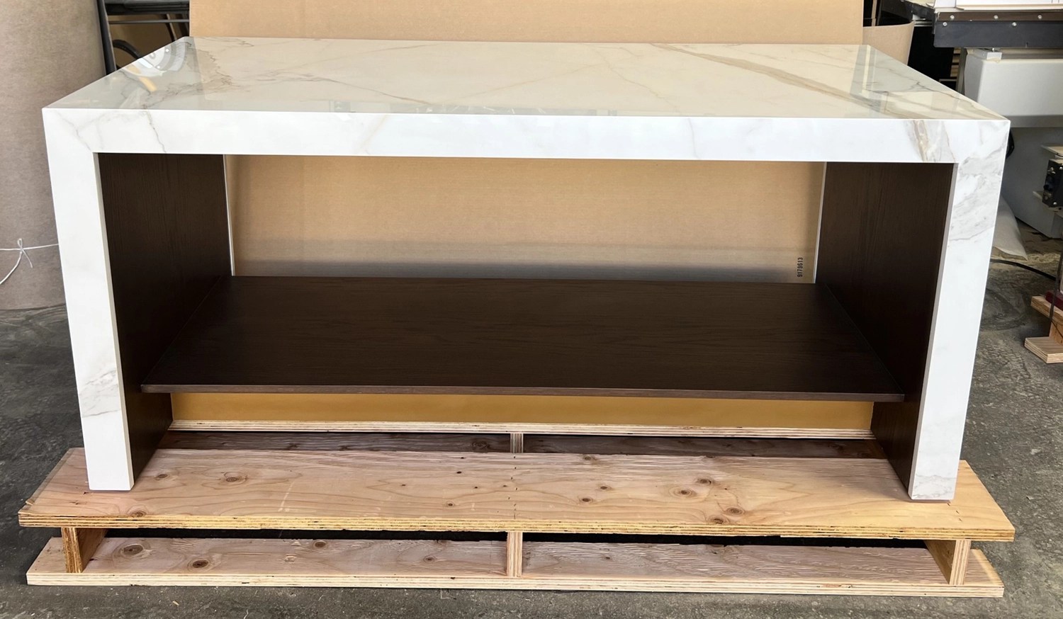 F-754 E03173 DESK