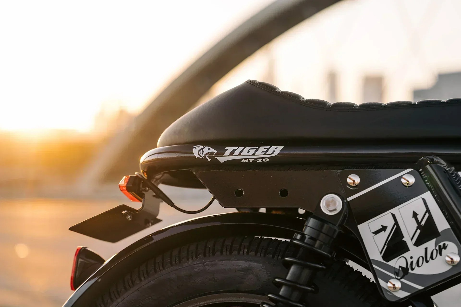 What Burns More Calories Walking Or Biking