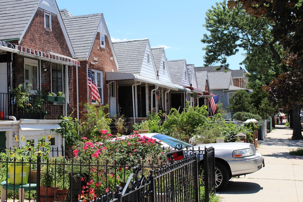 Man grabs 2 women with strollers in separate incidents in queens: Queens foreclosures spike to their highest level since the