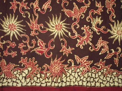 The applied wax resists dyes and therefore allows the artisan to colour selectively by soaking the … What Is The Difference Between Malaysian And Indonesian Batik By Pattern Style And Color Quora