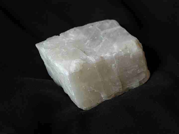 Apa perbedaan antara mineral dan logam? - Quora