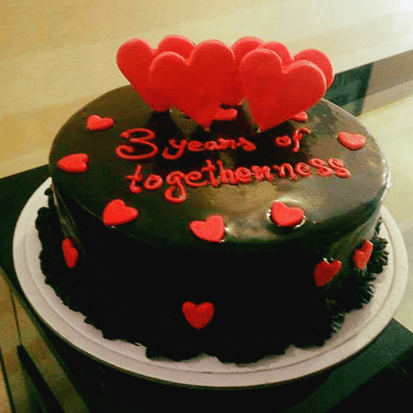 What to give my husband for our anniversary. What gift should I give to my husband on our 3rd marriage ...