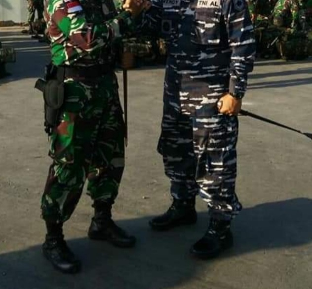 2 secangkir kopi dari kedai, beli kecap gambar bango. Mengapa Sebagian Besar Tentara Menggunakan Seragam Yang Disamarkan Dengan Buruk Quora