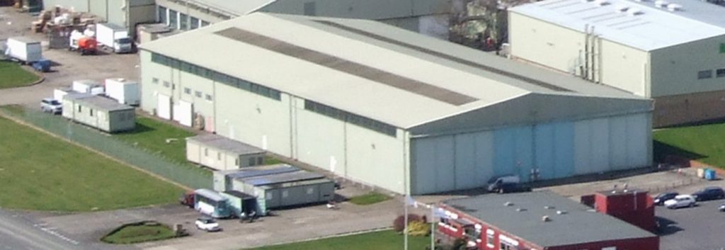 Mengapa hanggar pesawat berbentuk setengah lingkaran? - Quora