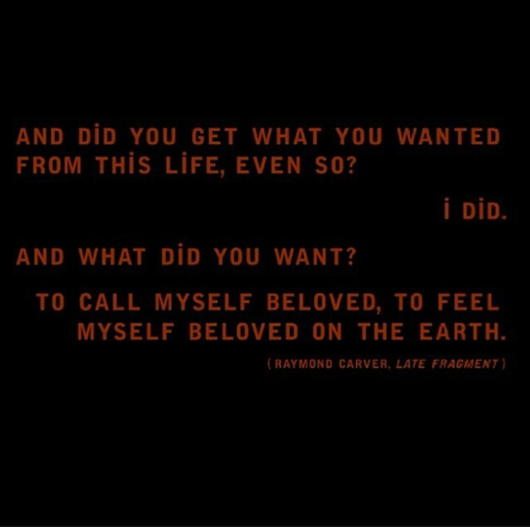 Saling mencintai memang penting. Namun apabila keadaan tidak memungkinkan,  mana yang lebih kamu pilih, mencintai atau dicintai? - Quora