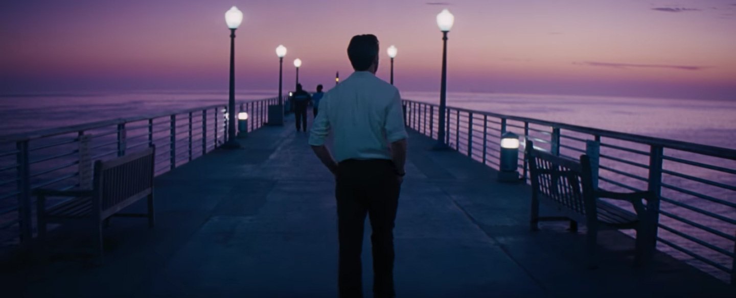 The story of aspiring actress mia and dedicated jazz musician sebastian, who struggle to make ends meet while pursuing their dreams in a city known for destroying hopes and breaking hearts. What Year Does La La Land Take Place In Quora