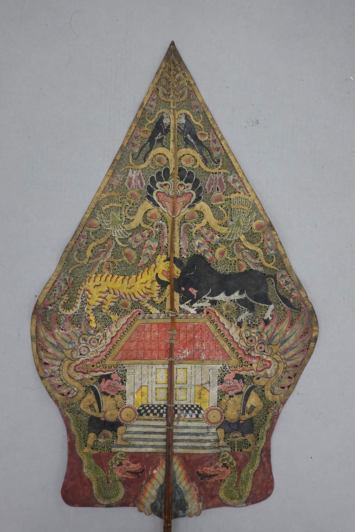 Siapa saja tokoh pewayangan Jawa yang asli ciptaan pujangga Jawa serta  tidak ditemukan di cerita Ramayana &amp; Mahabharata dari India? - Quora