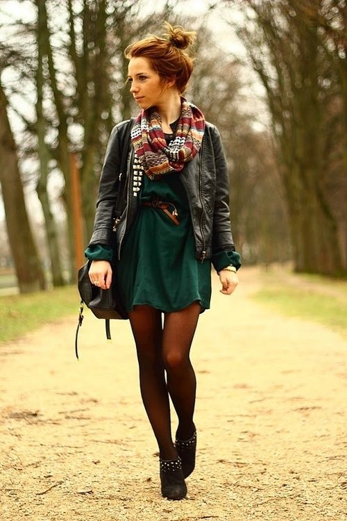 What Color Of Shoes Should I Wear With A Dark Green Dress Quora