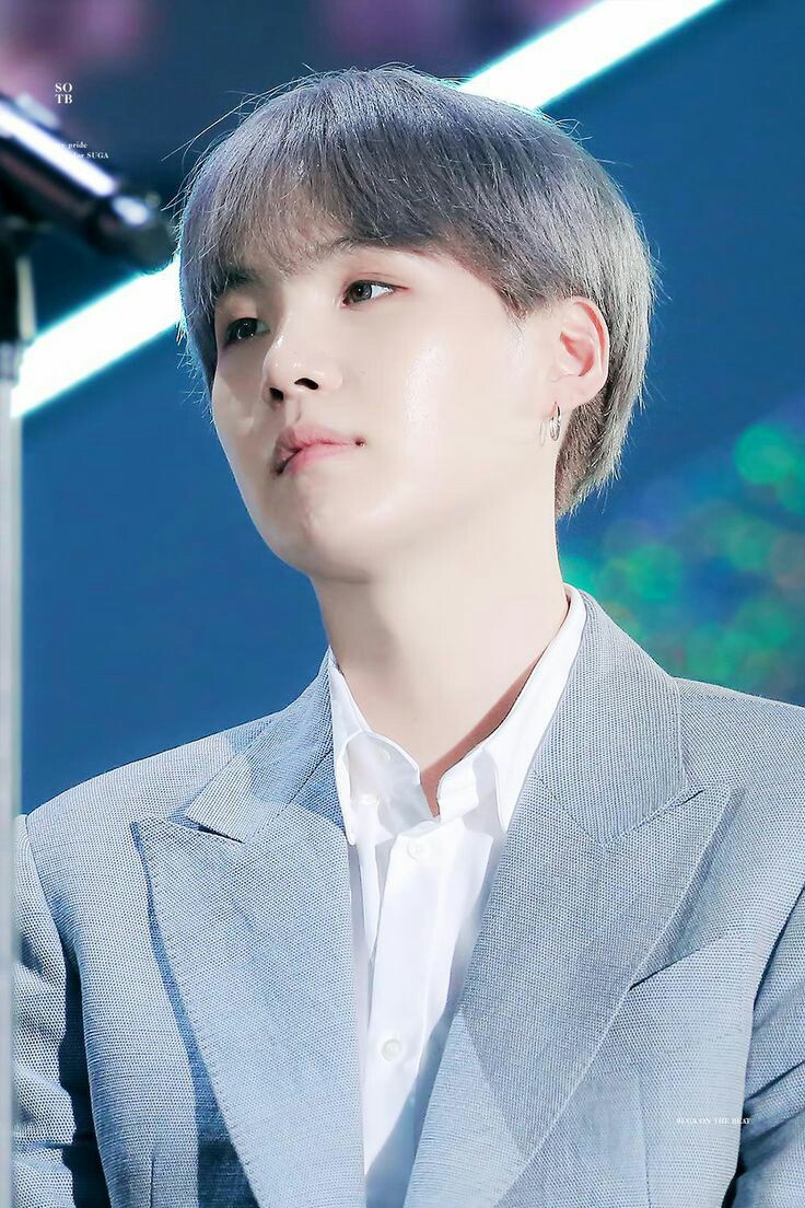 Apakah Min Yoongi atau Suga BTS benar-benar mempunyai darah biru atau yang  biasa kita sebut dengan keturunan bangsawan? - Quora