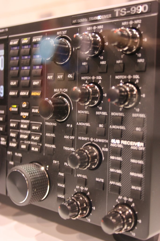 Photos of the Kenwood TS-990 | Q R P e r