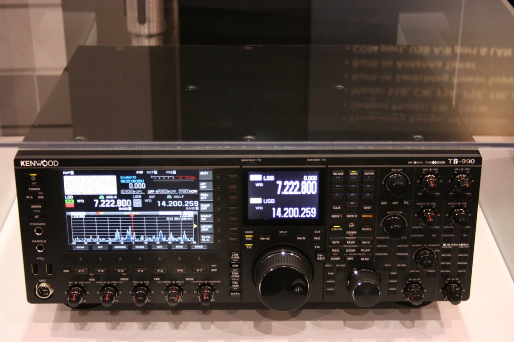 Photos of the Kenwood TS-990 | Q R P e r