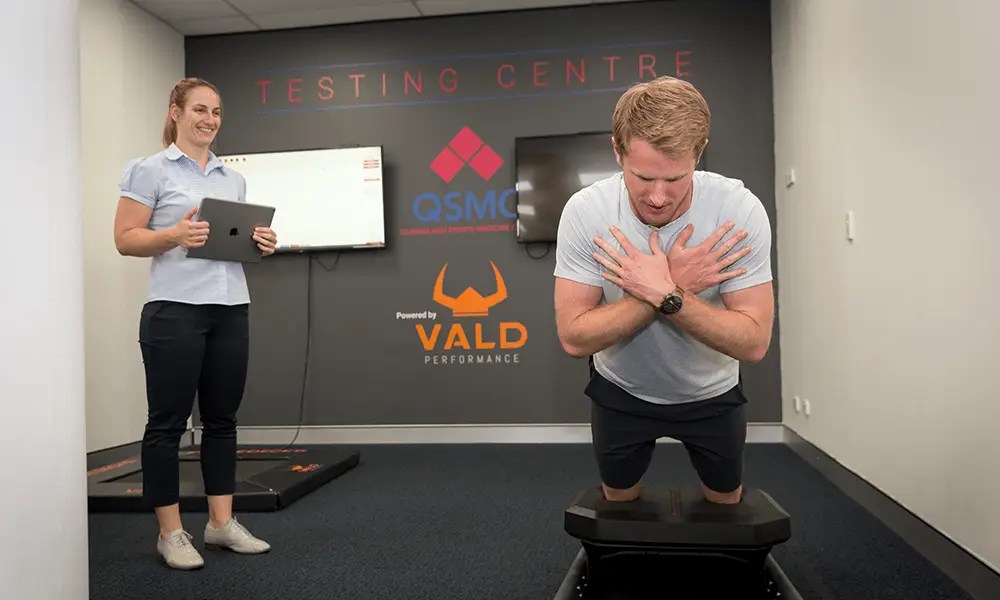 Image of a QSMC client during a performance assessment run by Physiotherapist Jess Clarey