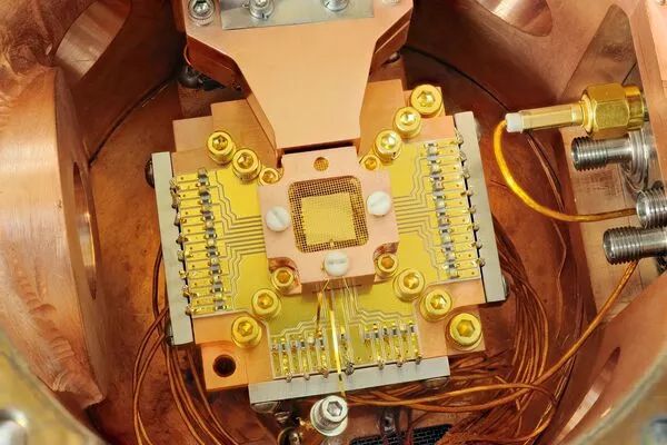 Quantum Computer Inner Workings Qs Study - Download Stunning Abstract Design | Ultra HD