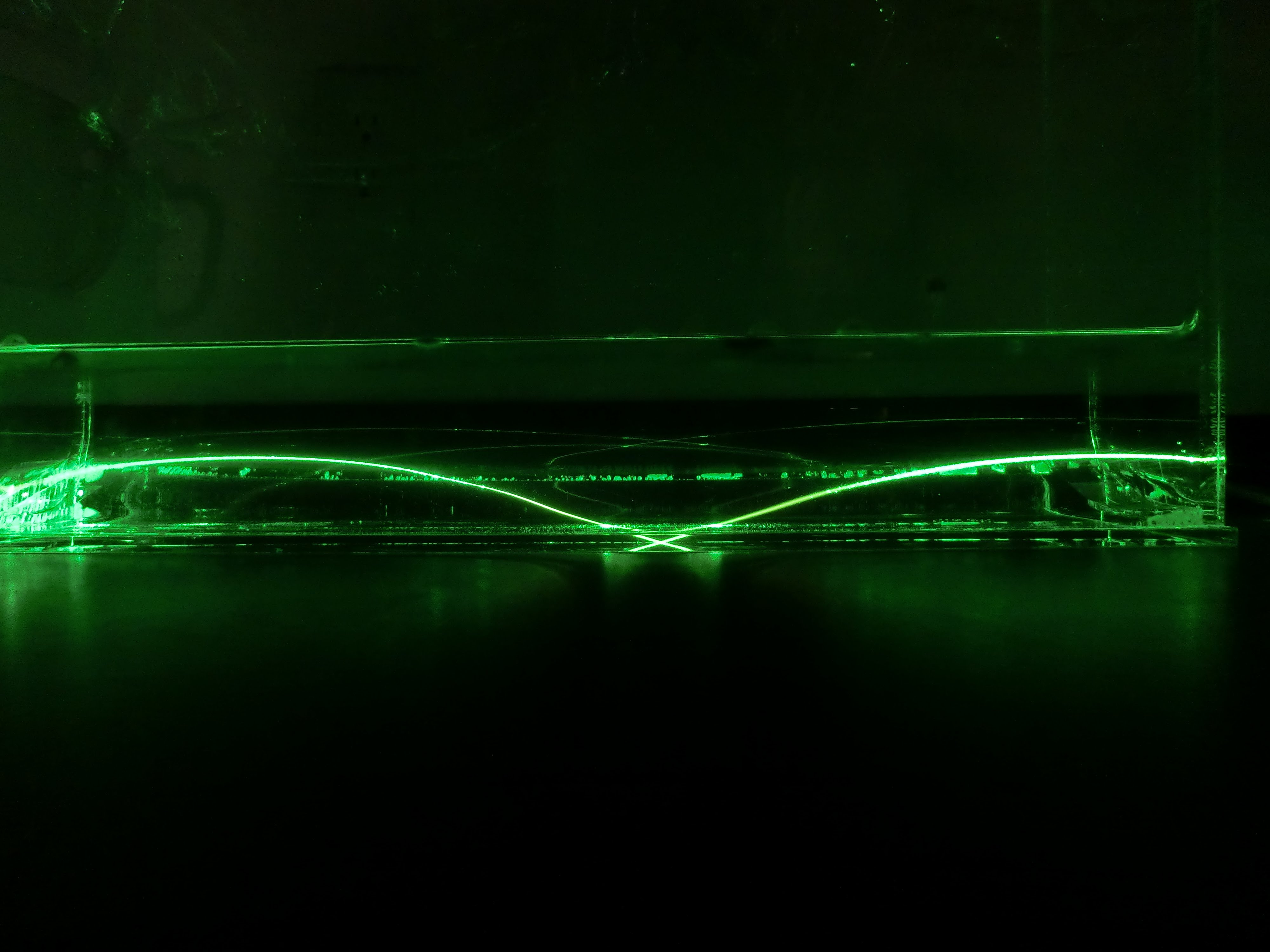Monochrome Gradient-Index Refraction