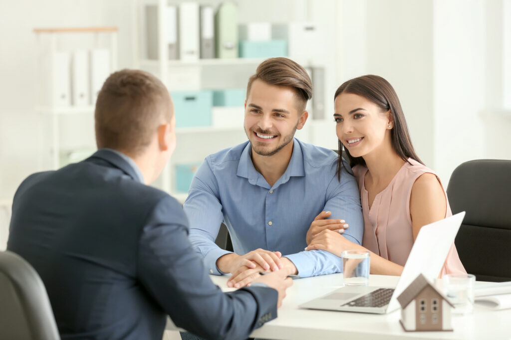 How Do Mortgages Work? The Beginner’s Guide to Navigating 2025 Home Purchases