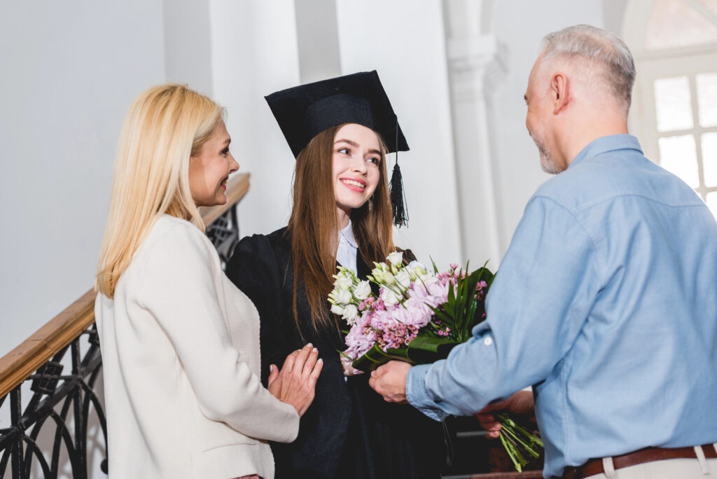 Should Parents Pay for College? 8 Reasons For and Against It (and 5 Reasons to Share Costs) Should Parents Pay for College? 8 Reasons For and Against It (and 5 Reasons to Share Costs)