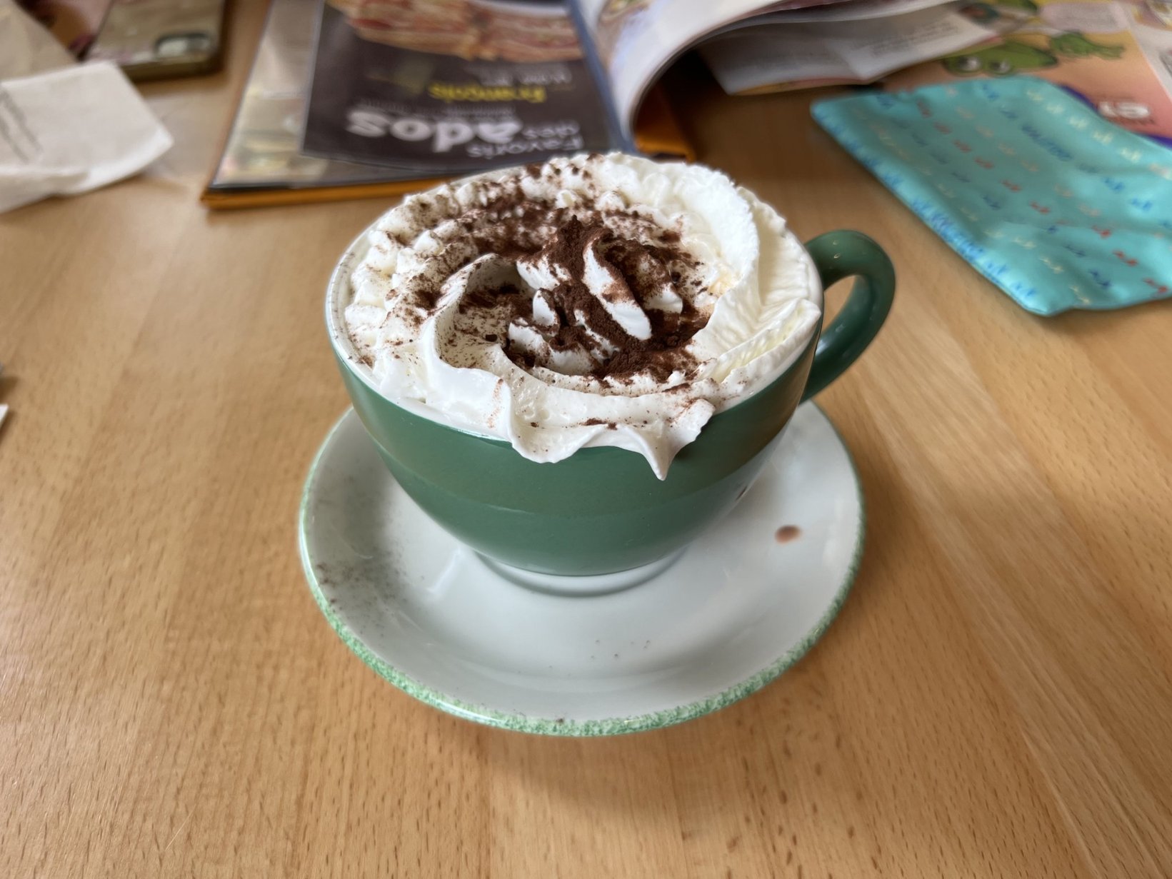 What is the best cozy coffee shop to go to in Quebec city? Quebec