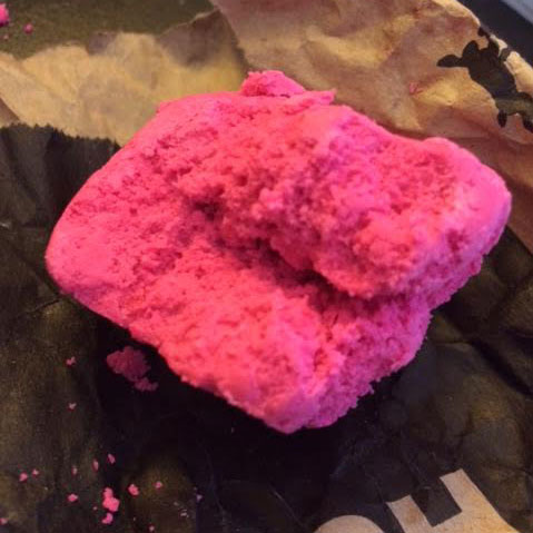 Lush Creamy Candy Bubble Bar Review