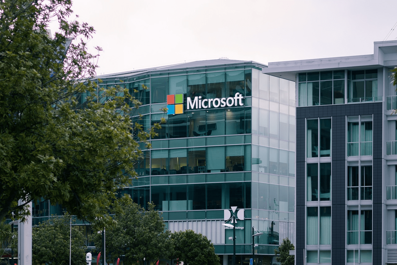 Microsoft Strikes $9.7 Billion AI Cloud Deal with IREN for Nvidia Chip Access