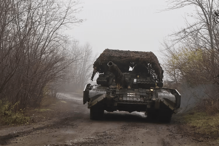 Ukrainian Forces Fight to Hold Southern Front