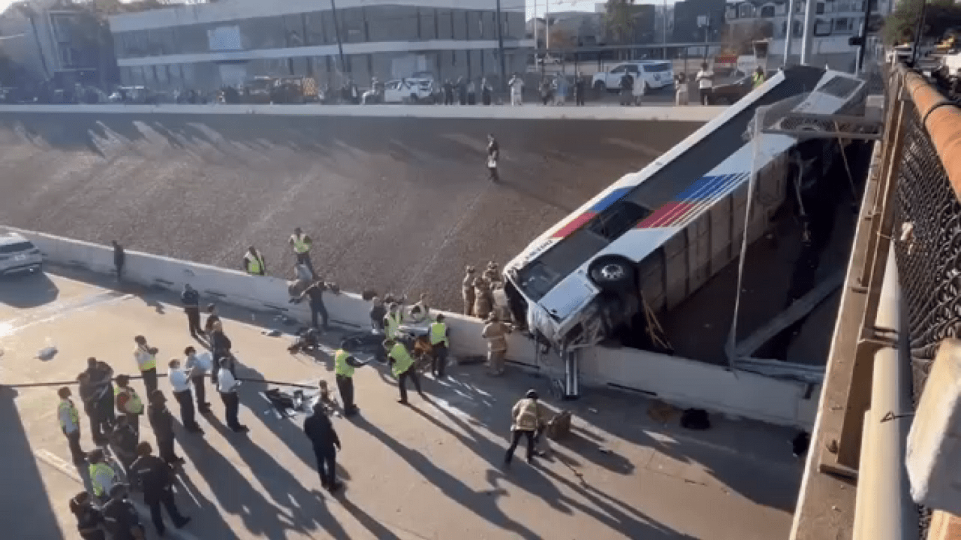 14 hospitalized after METRO bus flips in crash with vehicle on SH-288 at McGowen: METRO officials