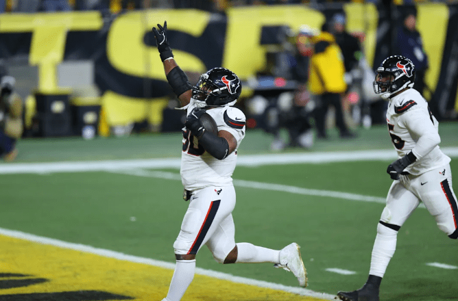 Texans Dominate in Playoff Rout