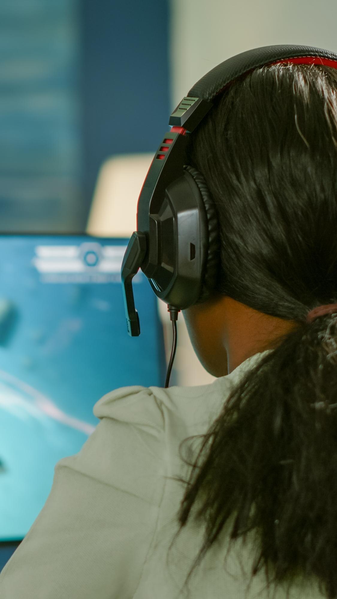 When Seconds Count: Why Bilingual Emergency Communication Saves Lives in Houston