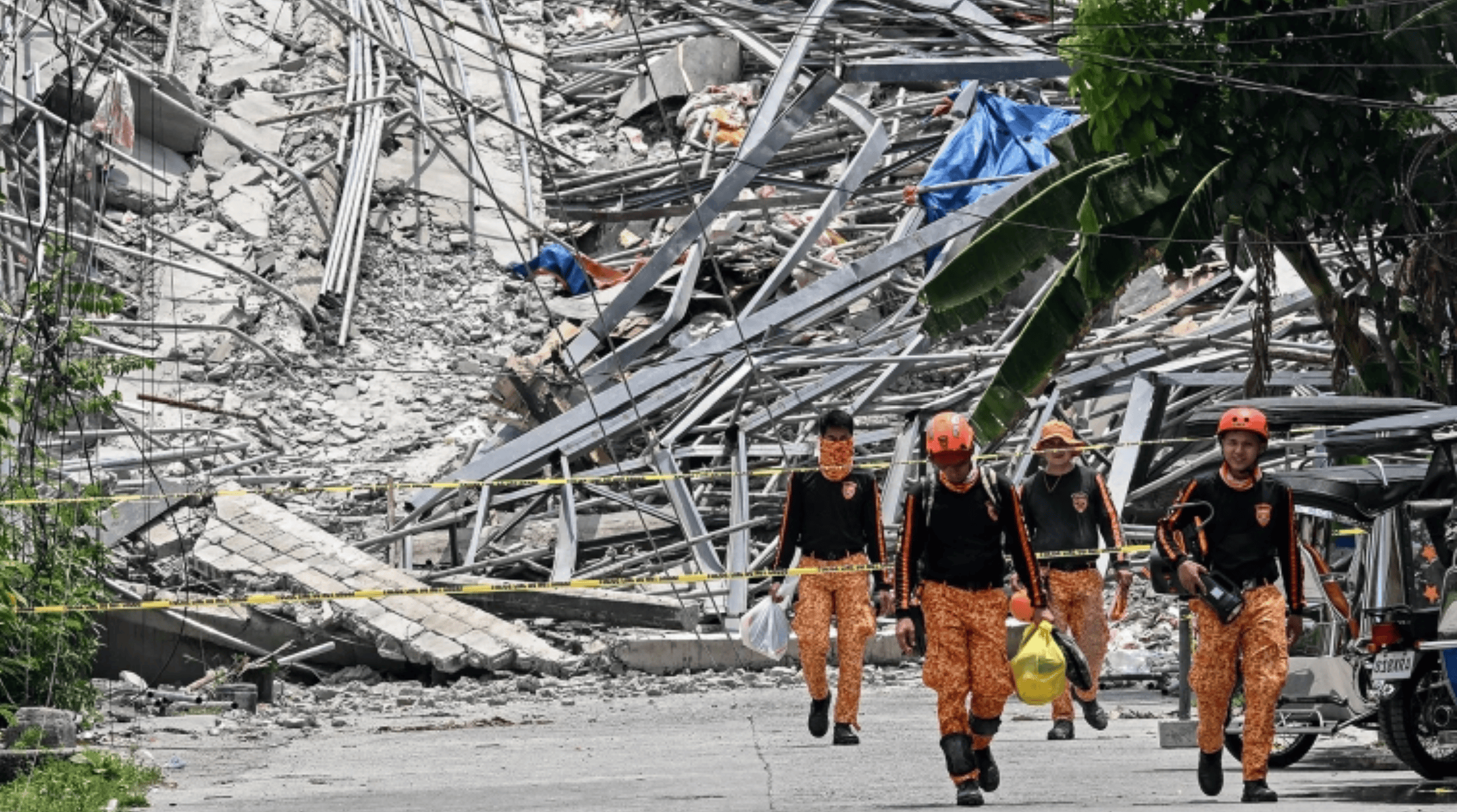 Philippines Earthquake Kills at Least 35 After 7.8 Magnitude Quake Hits Mindanao