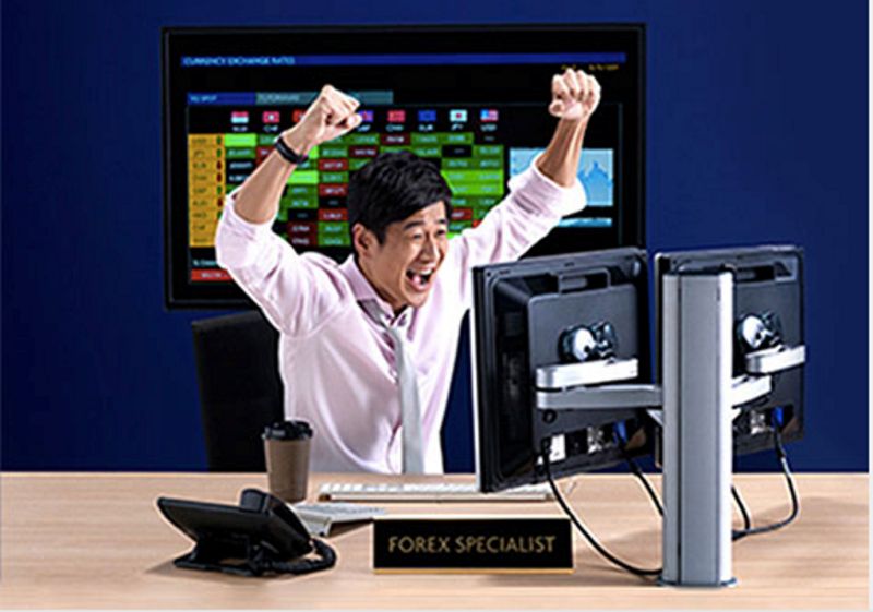 Daniel G Quest Artists Models - Mobile Vintage Textures for Desktop