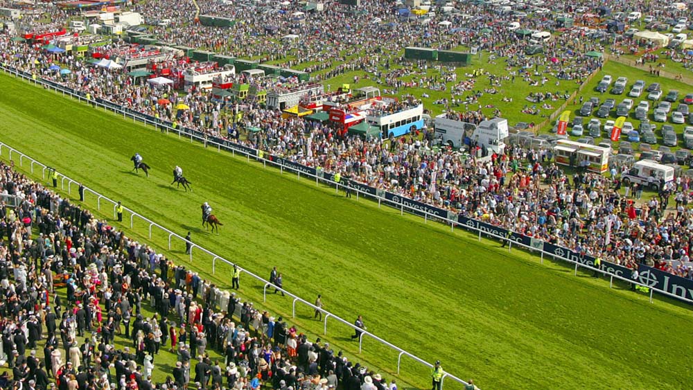 The  Epsom crowd on The Downs
Pic Dan Abraham - racingfotos.com 
Epsom 2.6.12

THIS IMAGE IS SOURCED FROM AND MUST BE BYLINED "RACINGFOTOS.COM"