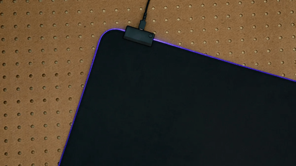 Best Mouse Pads 2026 Recommended By Reddit Users Quizience Image 8 1024x576 