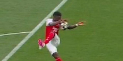 PSG - Arsenal : Un penalty oublié pour Paris ?