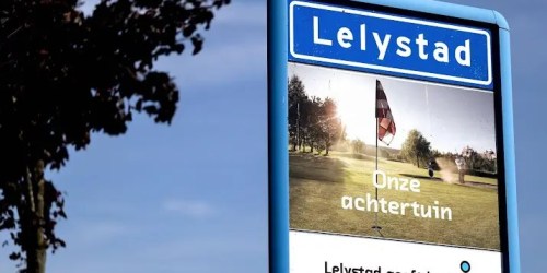 Politie deelt foto van verdachte na dood vrouw in woonzorglocatie