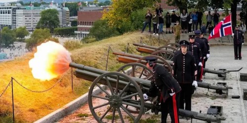 Krijgsmacht herdenkt koning Harald met serie saluutschoten
