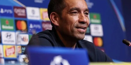 Van Bronckhorst: FC Barcelona zelden kwetsbaar