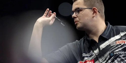 Titelverdediger Van Veen vroeg uitgeschakeld op EK darts