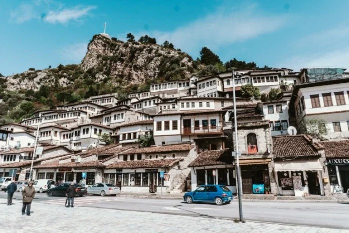 Corriere della Sera: Shqipëria ka plot për të treguar,