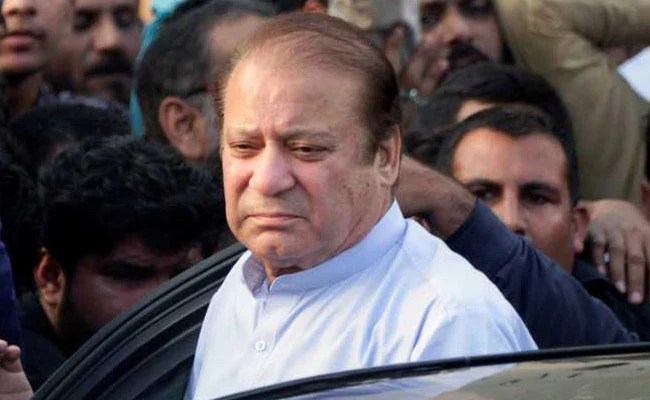 Pakistan Begging Before The World While India Reached Moon says Nawaz Sharif