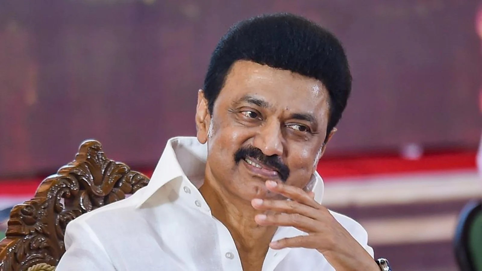 Dont change governor until Lok Sabha polls says Stalin