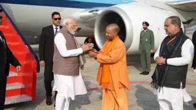 PM Modi Visits Gujarath and Varanasi