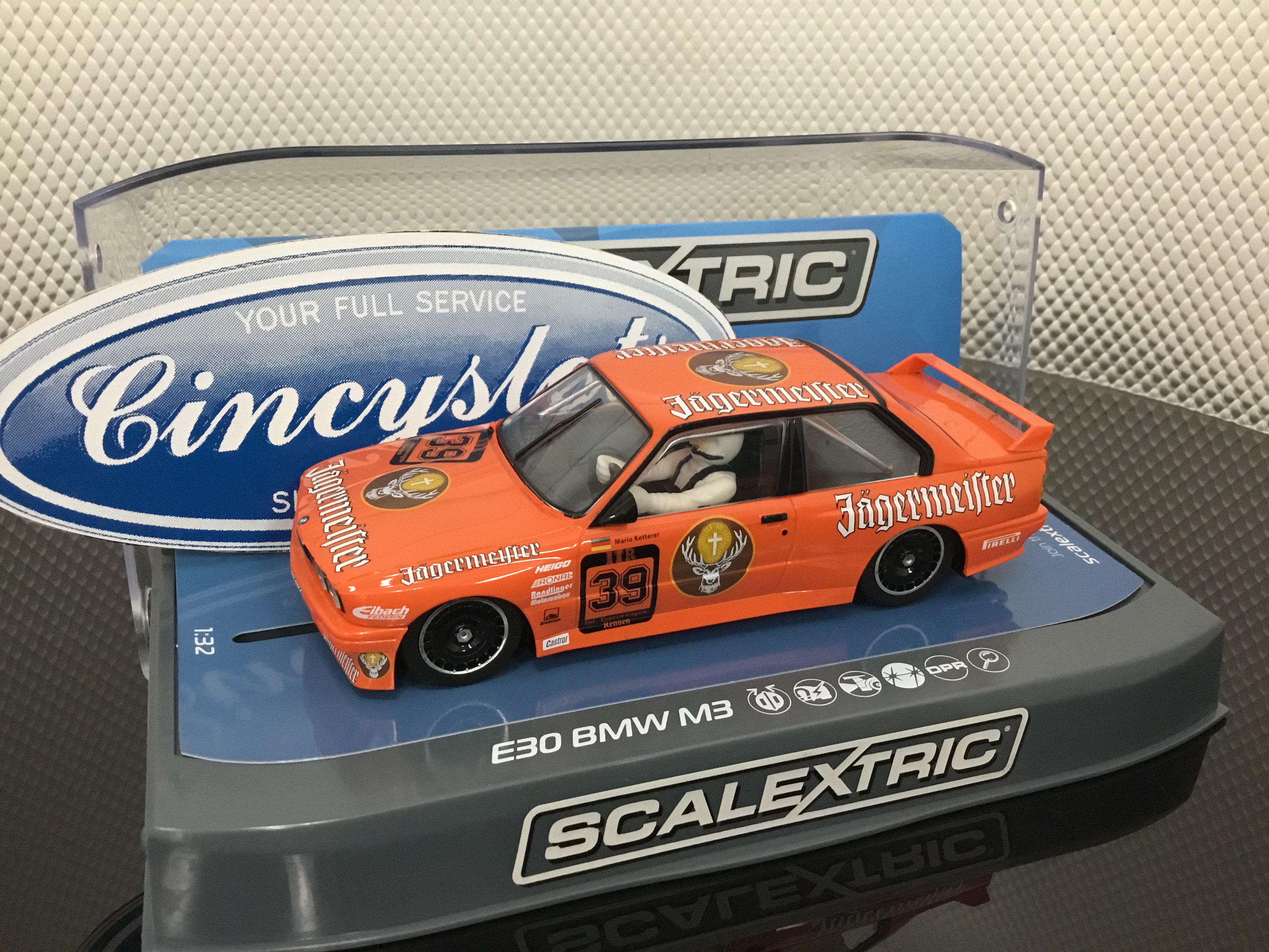 Scalextric C3899 1/32 Scale BMW E30 M3 1988 Mario Ketterer DTM DPR
