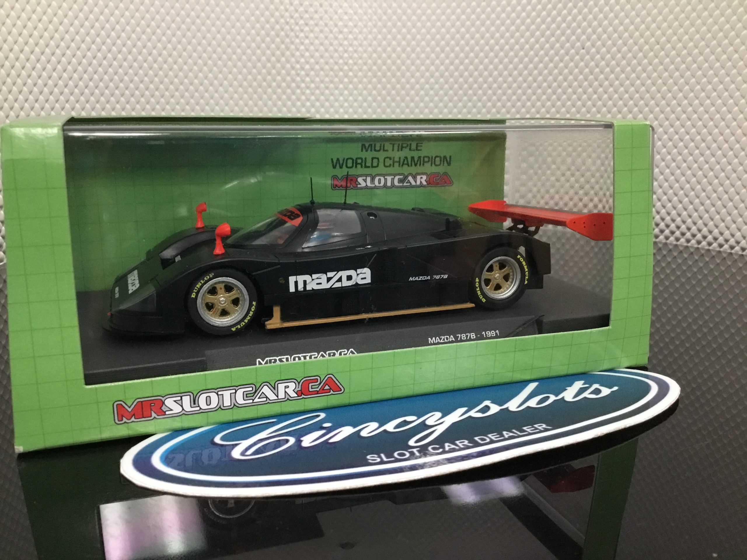MRSLOTCAR MR1002 Mazda 787B Test Car.