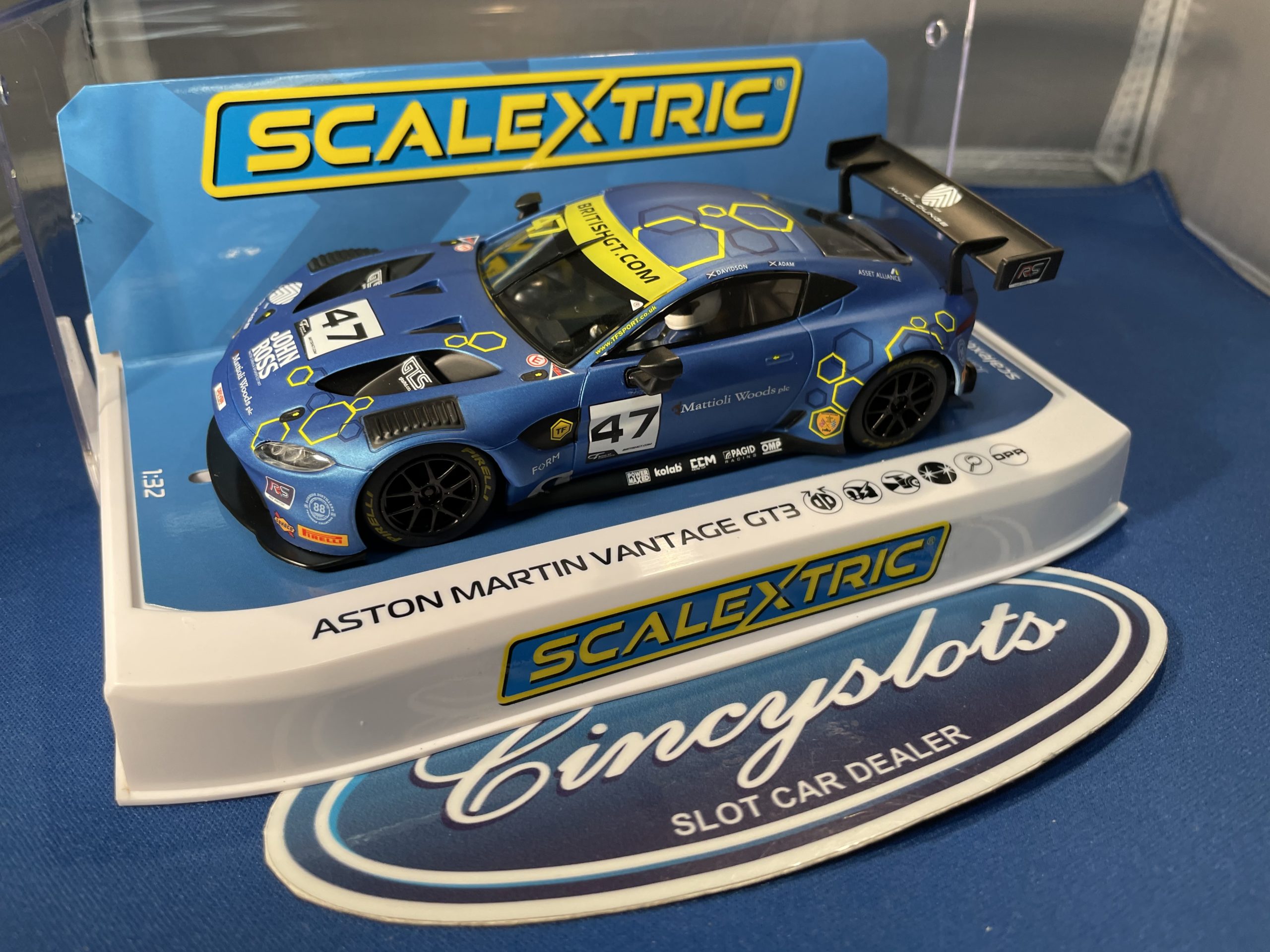 Scalextric C4076 Aston Martin Vantage GT3, Lightly Used.
