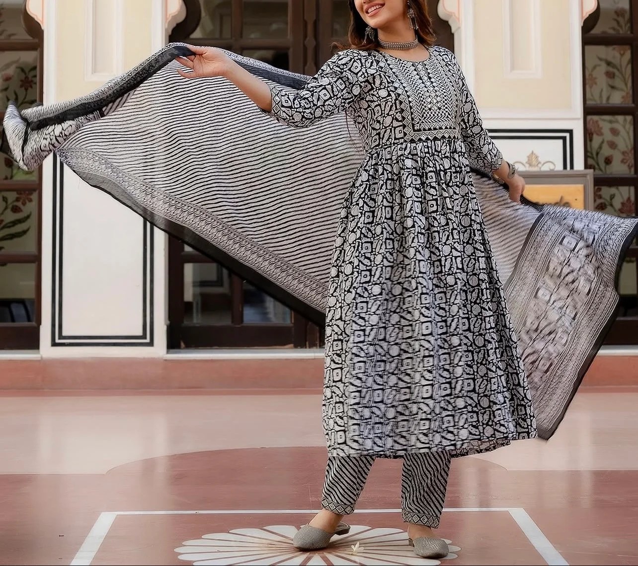 Black Floral Printed Kurti,Pant and Dupatta Set