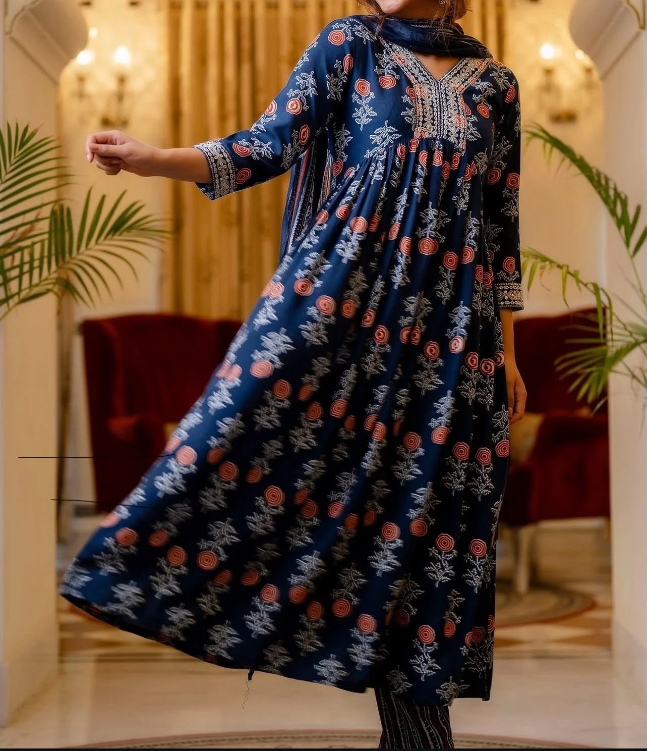 Blue Floral Printed Kurti,Pant and Dupatta Set