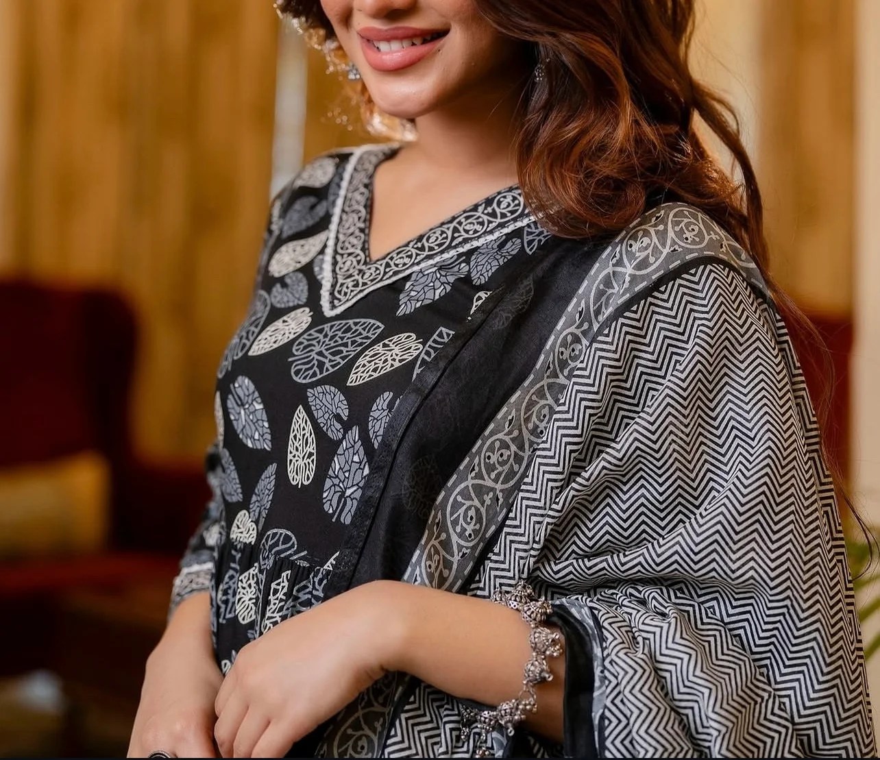 Black Floral Printed Kurti,Pant and Dupatta Set