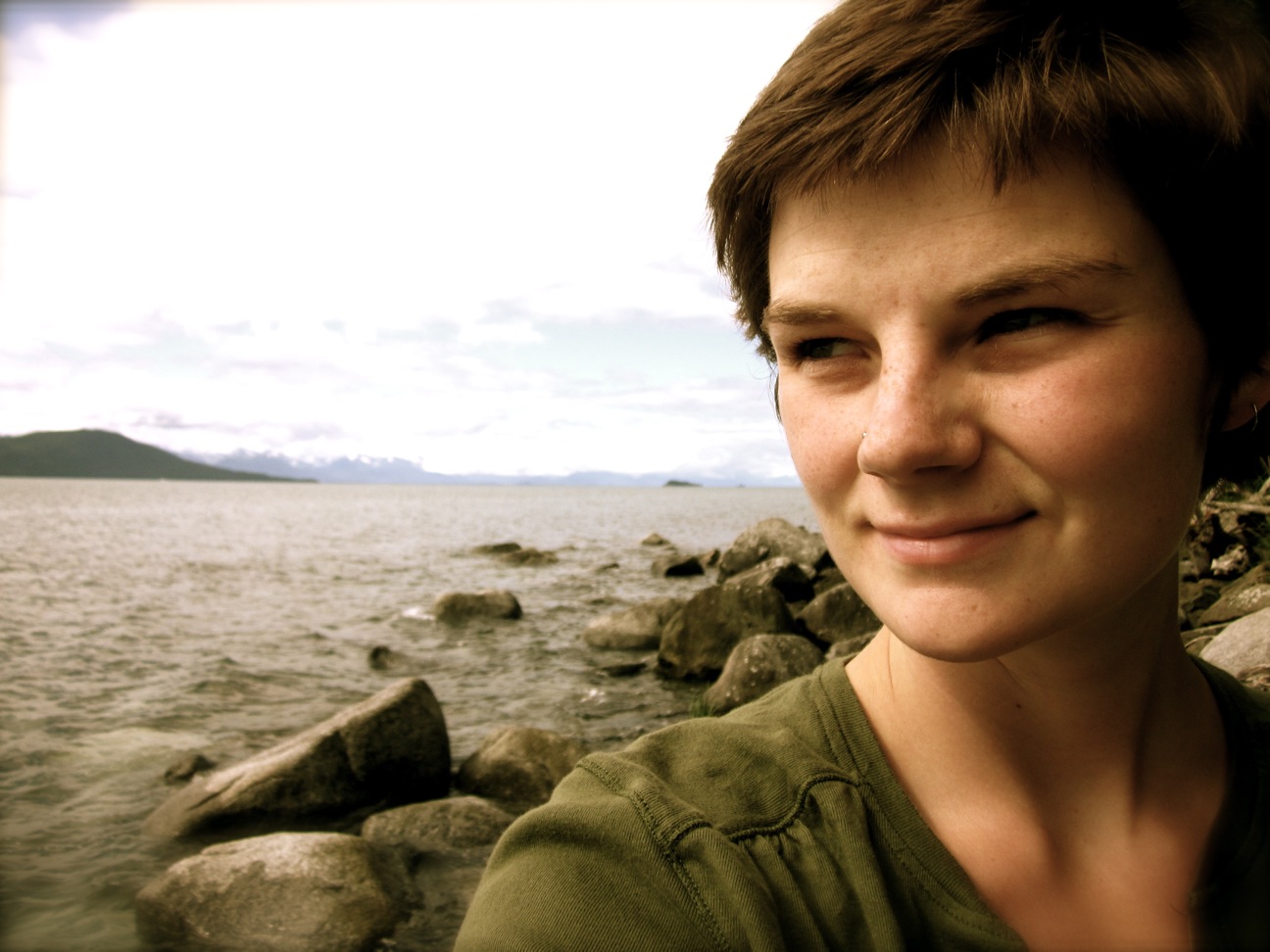 A photo of radical doula Caitlin Caulfield.